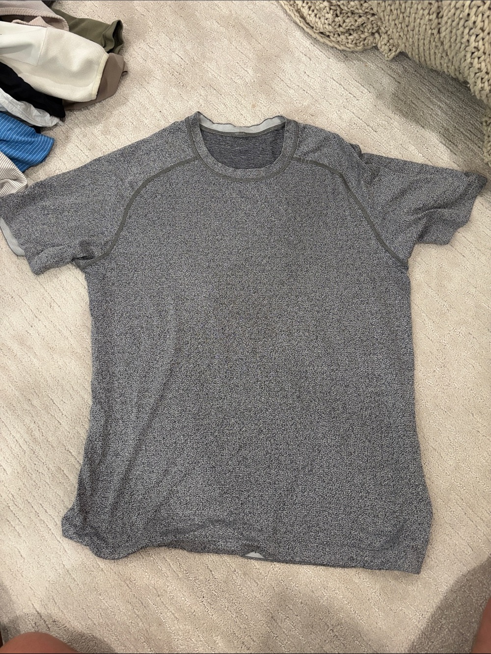 lululemon athletica Men's Heathered Gray Short-Sleeve Crew Tee